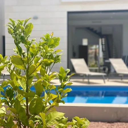Modern 4 Bed With Pool At Colinas Lc1 *